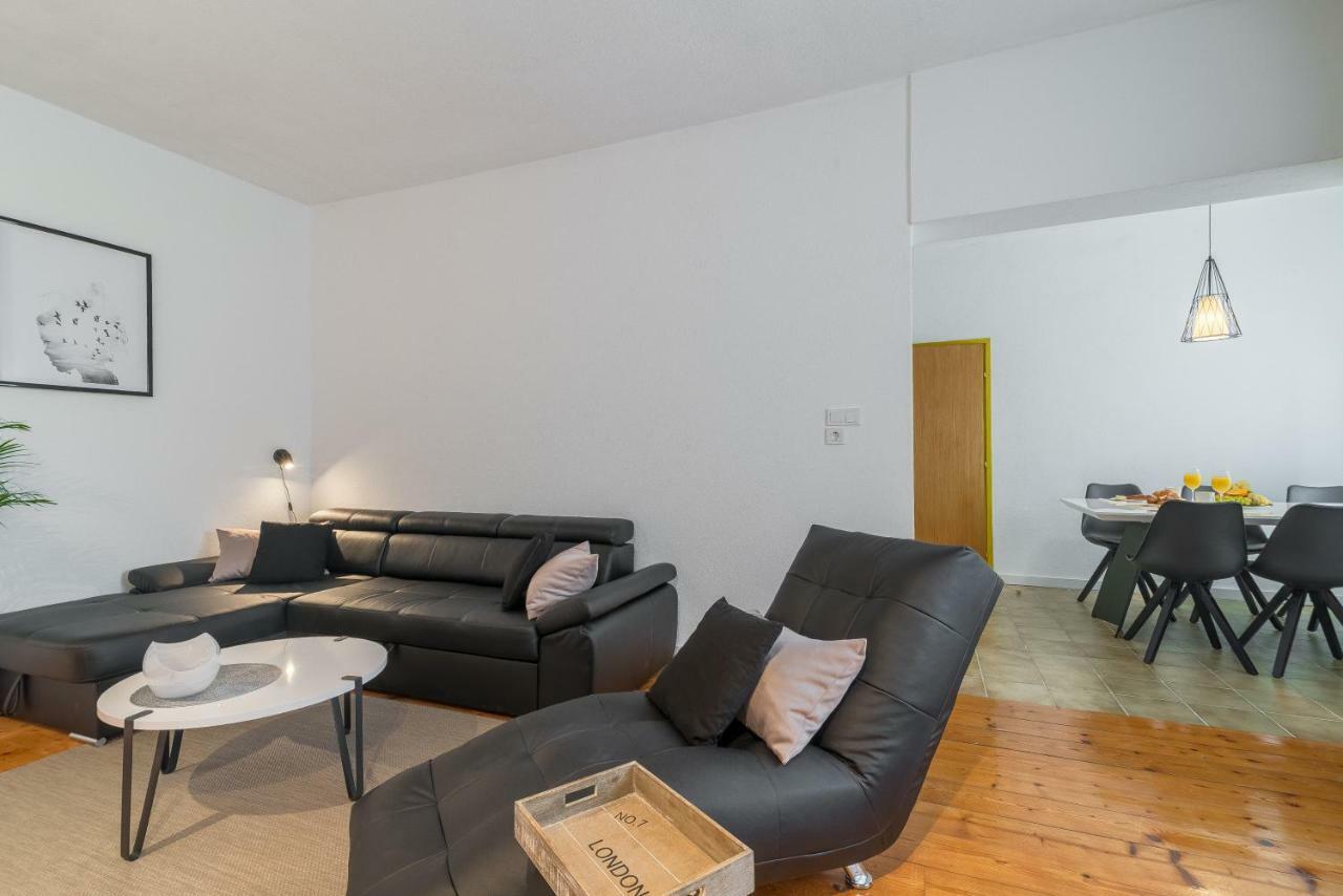 Olive Gardens Apartment Primosten Exterior photo